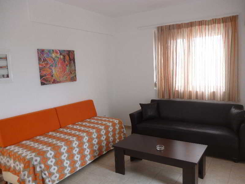 Gennadi Gardens Apartments & Villas Buitenkant foto