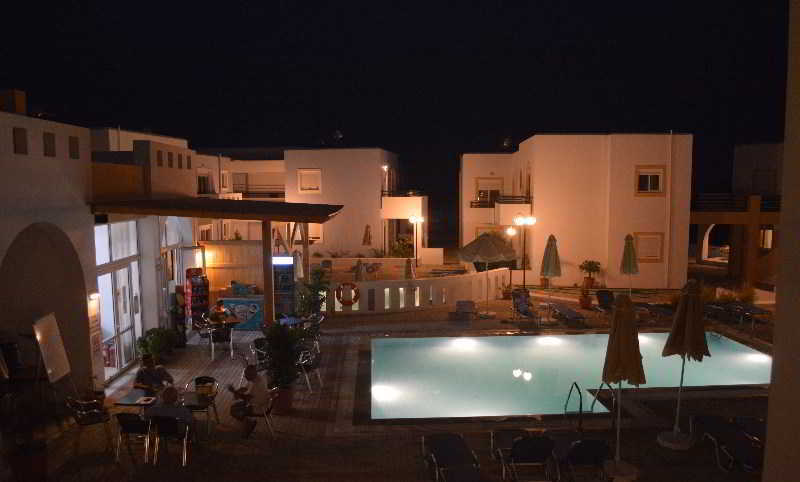Gennadi Gardens Apartments & Villas Buitenkant foto