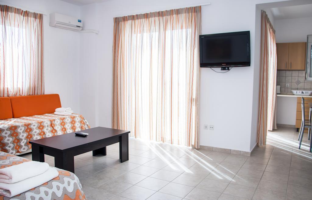 Gennadi Gardens Apartments & Villas Buitenkant foto