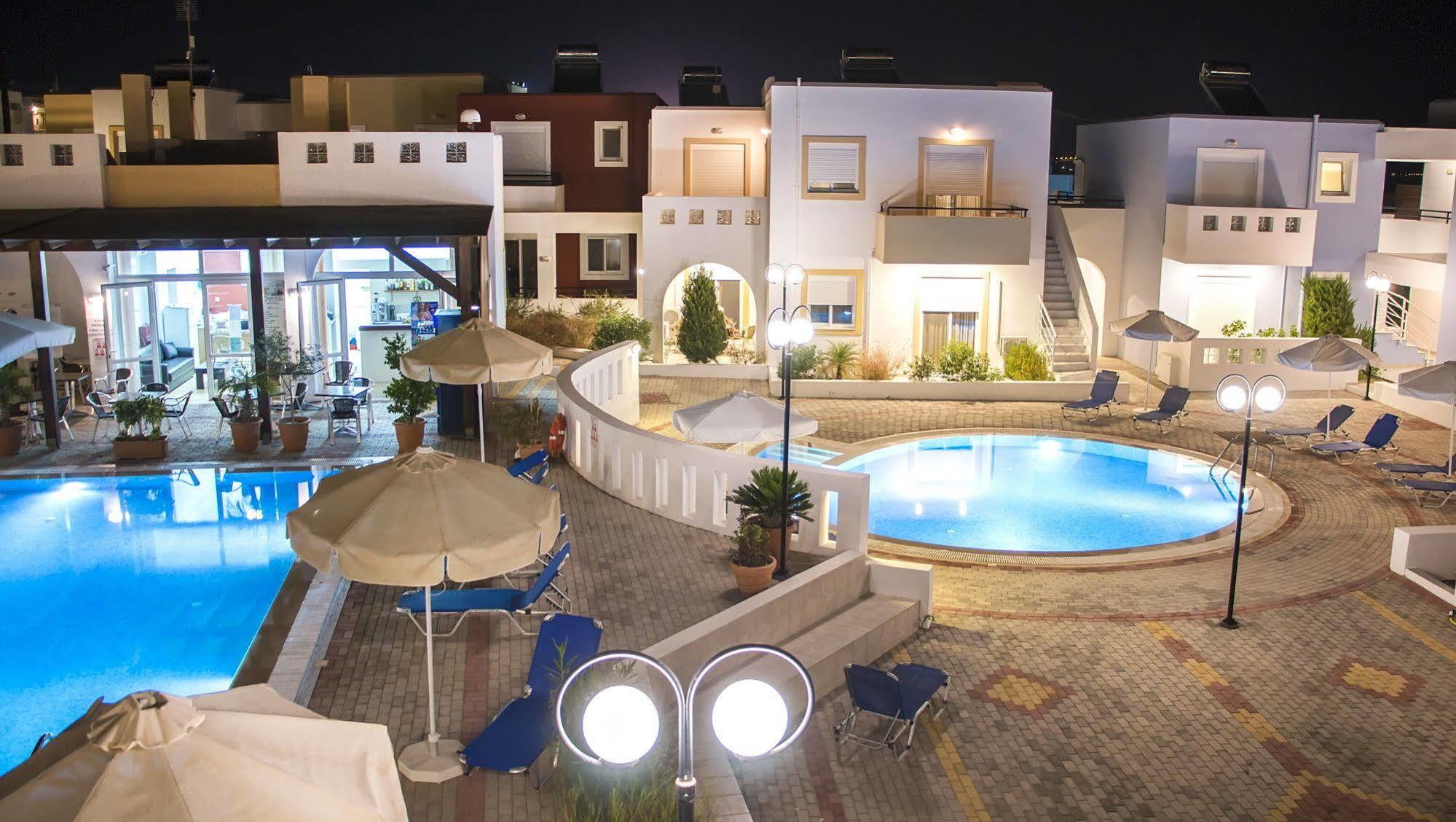 Gennadi Gardens Apartments & Villas Buitenkant foto