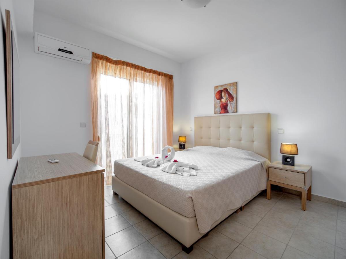 Gennadi Gardens Apartments & Villas Buitenkant foto