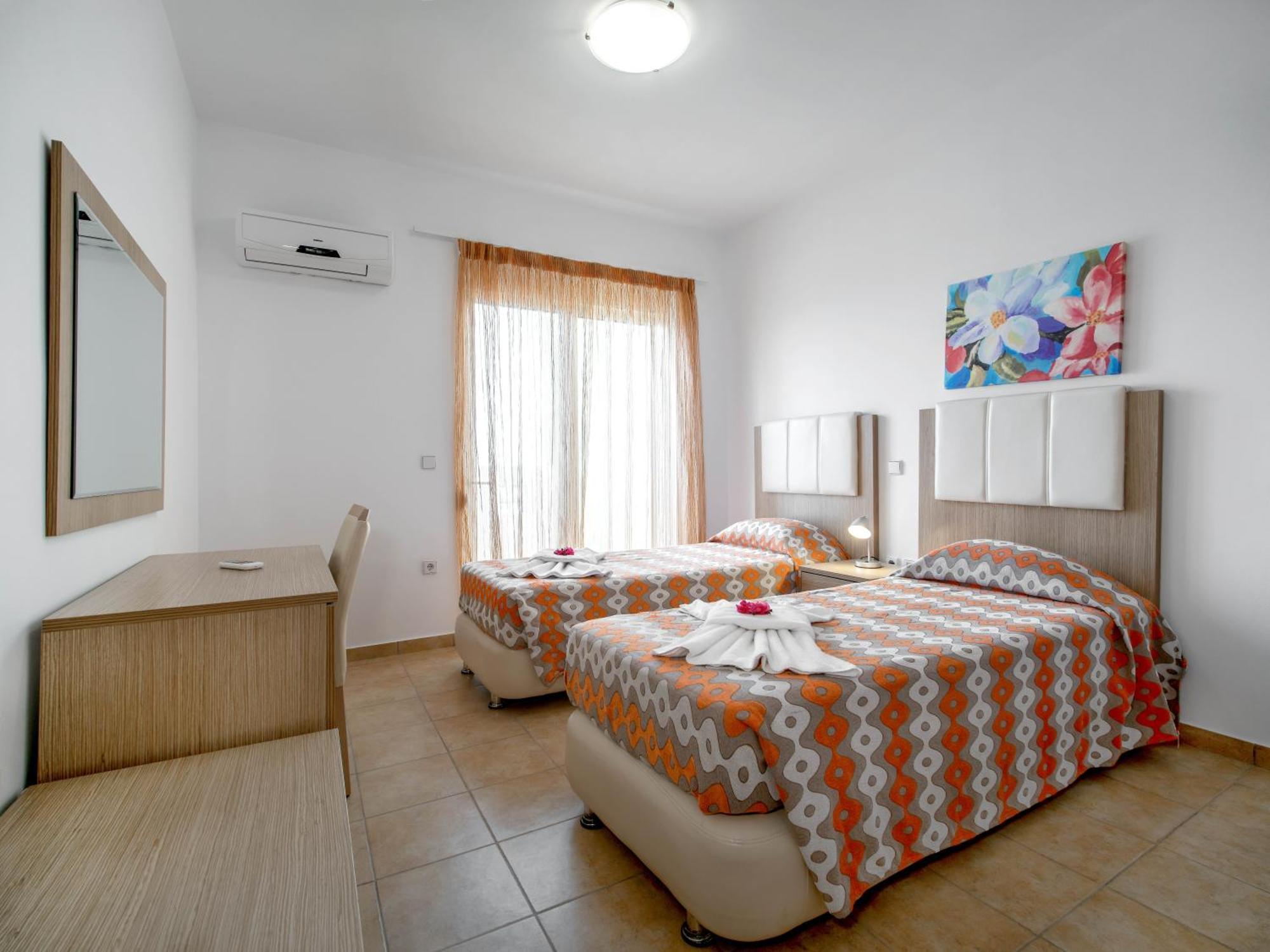 Gennadi Gardens Apartments & Villas Buitenkant foto